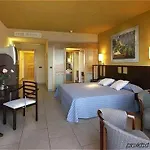 Adrian Roca Nivaria Отель