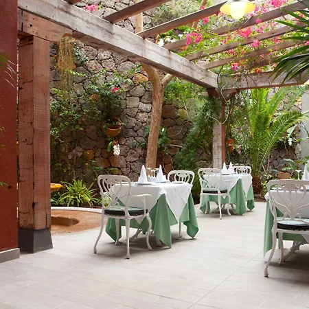 ホテル ロカ ニヴァリア グラン