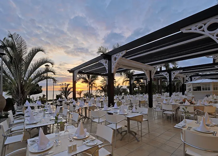 Adrian Roca Nivaria Hotel 5*