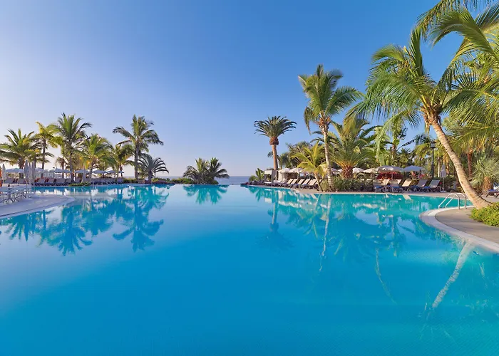 Adrian Roca Nivaria Hotel