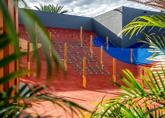 ロカ ニヴァリア グラン ホテル