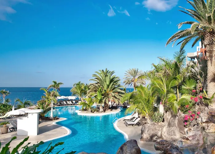 Adrian Roca Nivaria אדחה