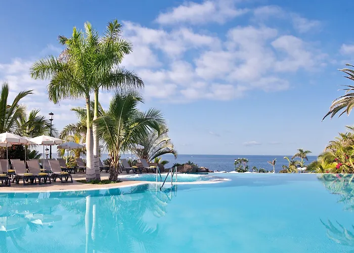 Adrian Roca Nivaria אדחה