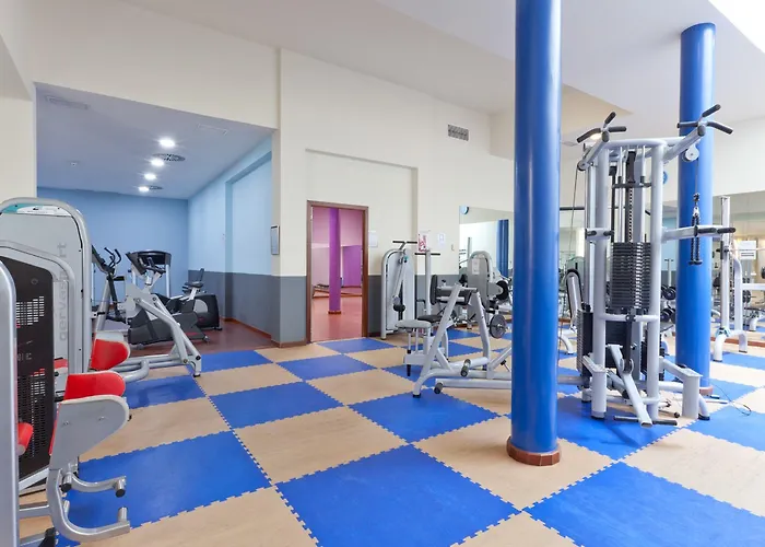 Adrian Roca Nivaria מלון