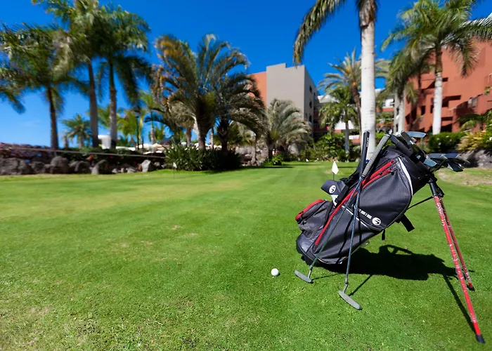 Adrian Roca Nivaria אדחה