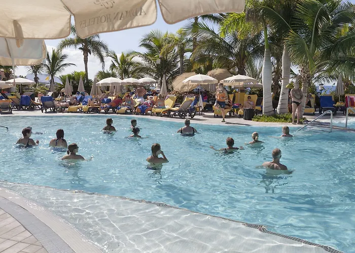 ロカ ニヴァリア グラン アデヘ