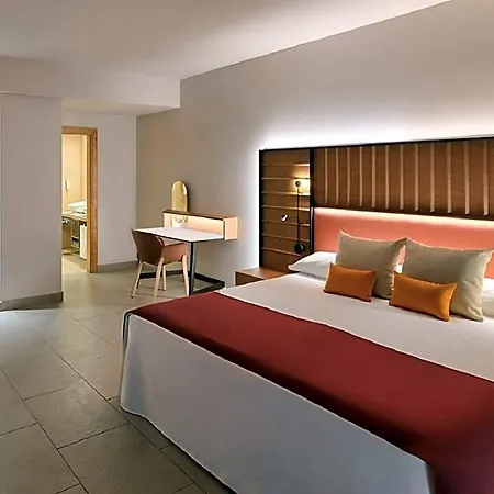 Adrian Roca Nivaria Hotel Costa Adeje (Tenerife)