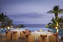 Adrian Roca Nivaria Hotel