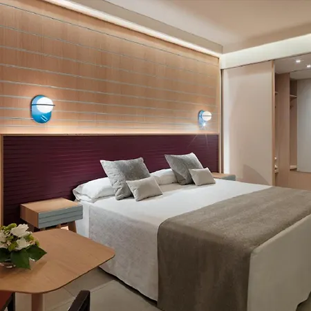 Hotel Adrian Roca Nivaria 5*