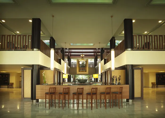 Adrián Roca Nivaria Hotel 5*
