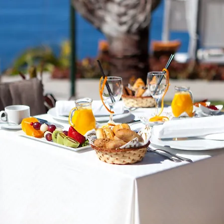 Adrián Roca Nivaria 5* Costa Adeje (Tenerife)