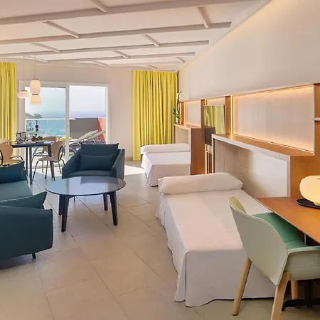 Hotel Adrián Roca Nivaria 5*